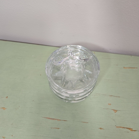 Clear Glass Star Vintage Stacking Coasters Ash Trays - Set of 4 - Picture 2 of 5